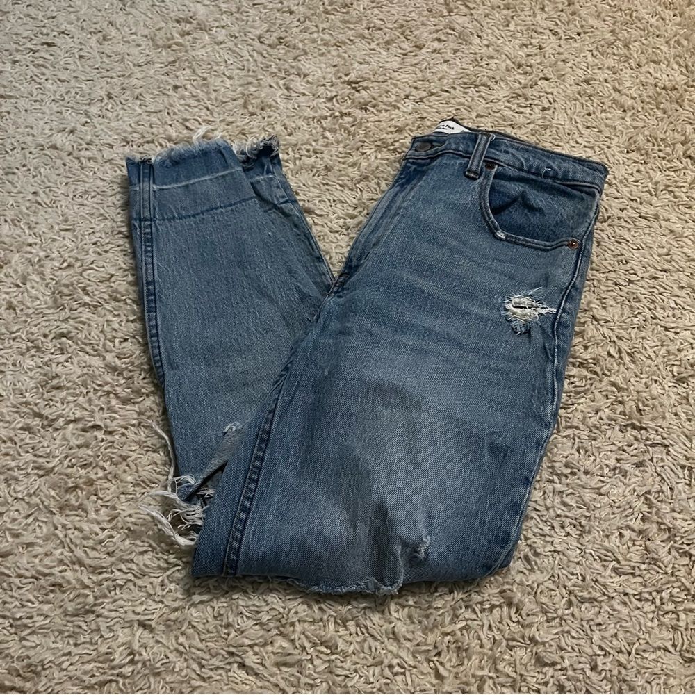 Abercrombie distressed mom jeans size 27/4